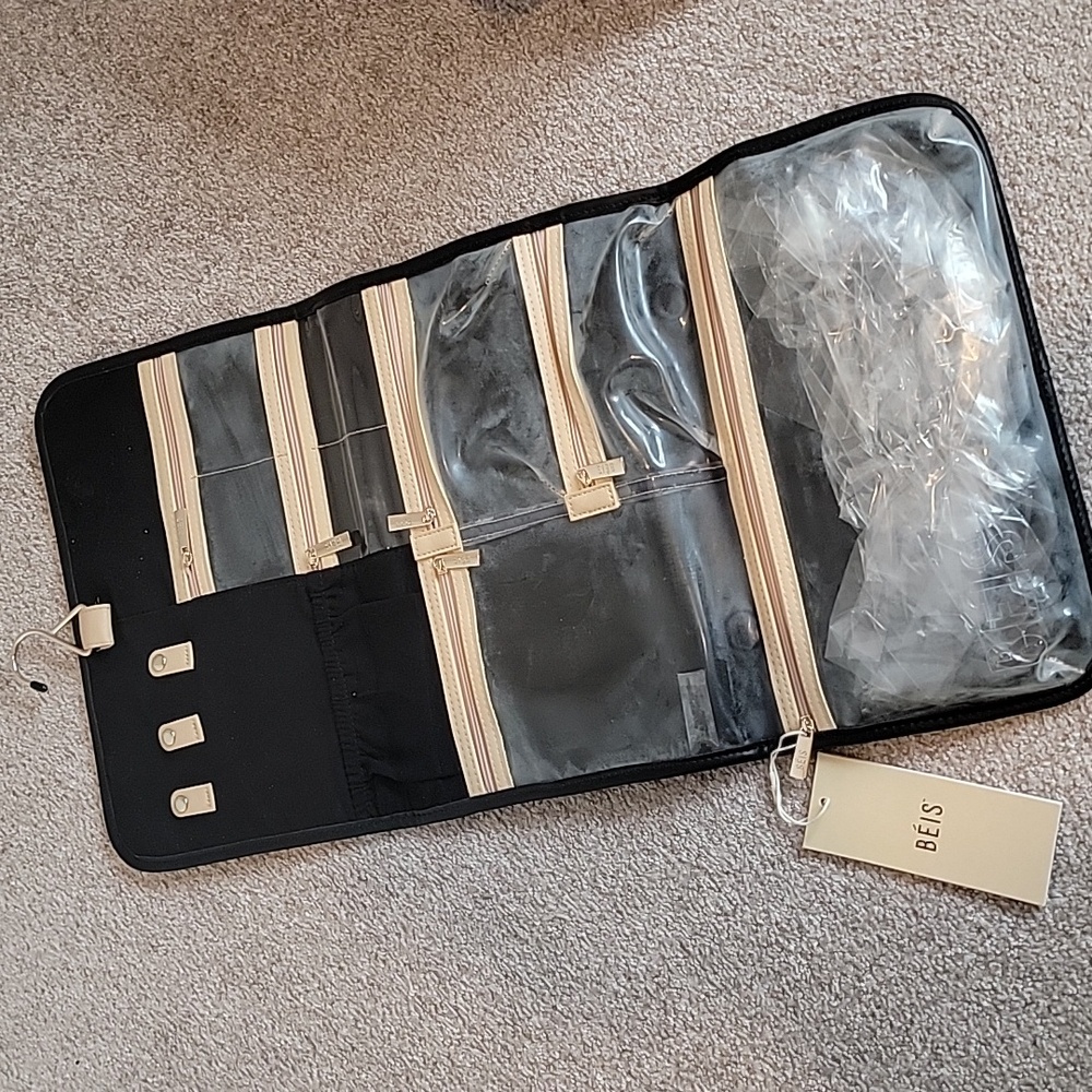 BEIS Hanging Travel Jewelry Organizer